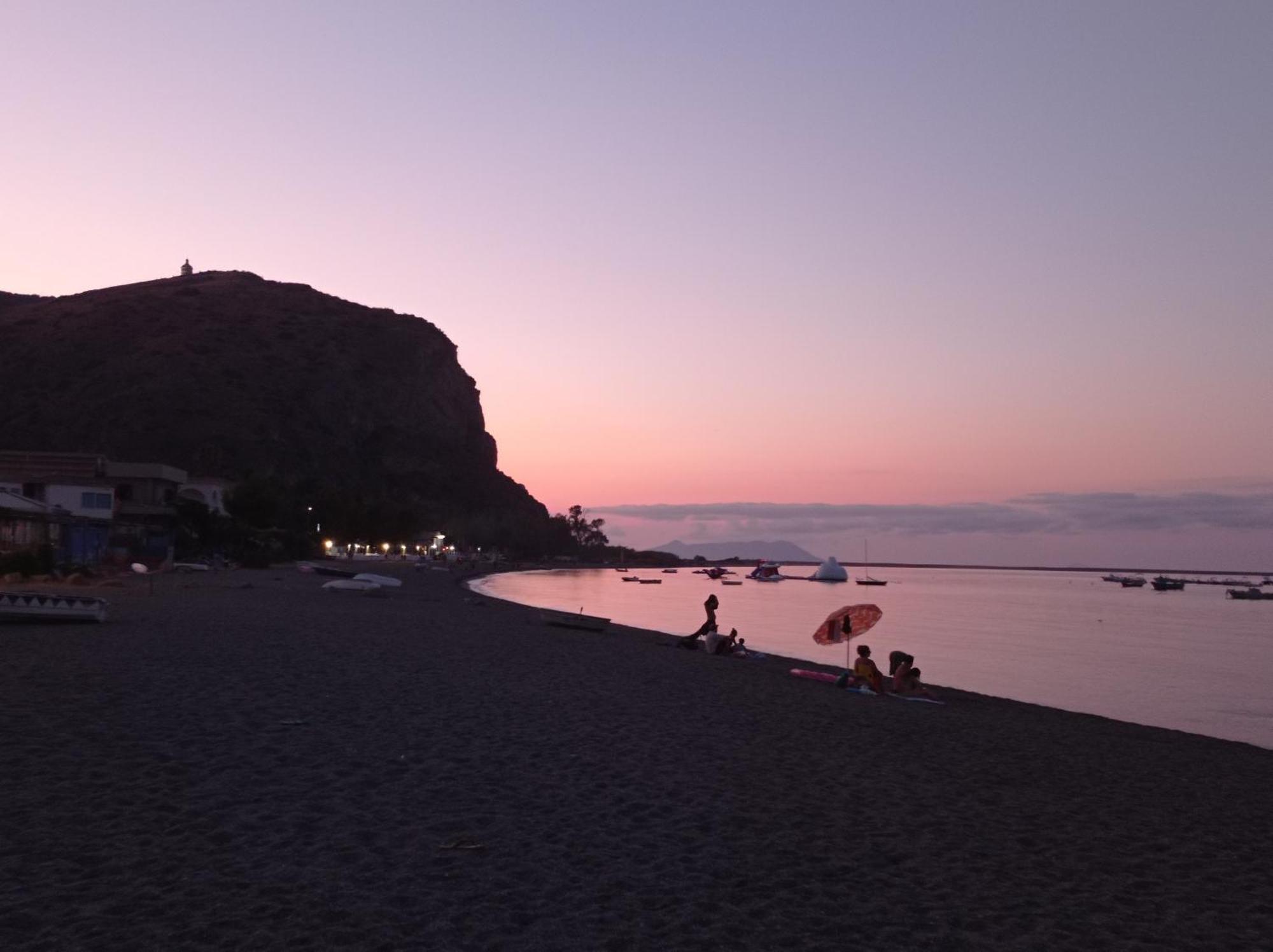 فيلا Mansarda Con Terrazzo Vista Mare أوليفيري المظهر الخارجي الصورة