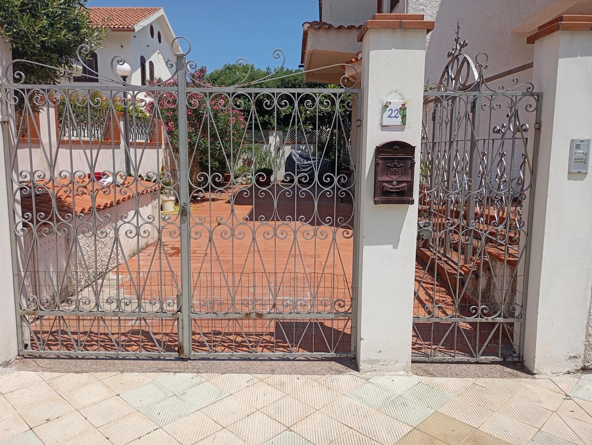 فيلا Mansarda Con Terrazzo Vista Mare أوليفيري المظهر الخارجي الصورة